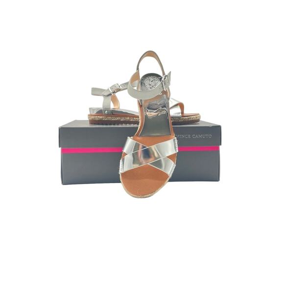 Vince Camuto SIlver Gray Women's Sandals Ankle Strap‎ Wedge Buckle Leather - 8M - Picture 1 of 7